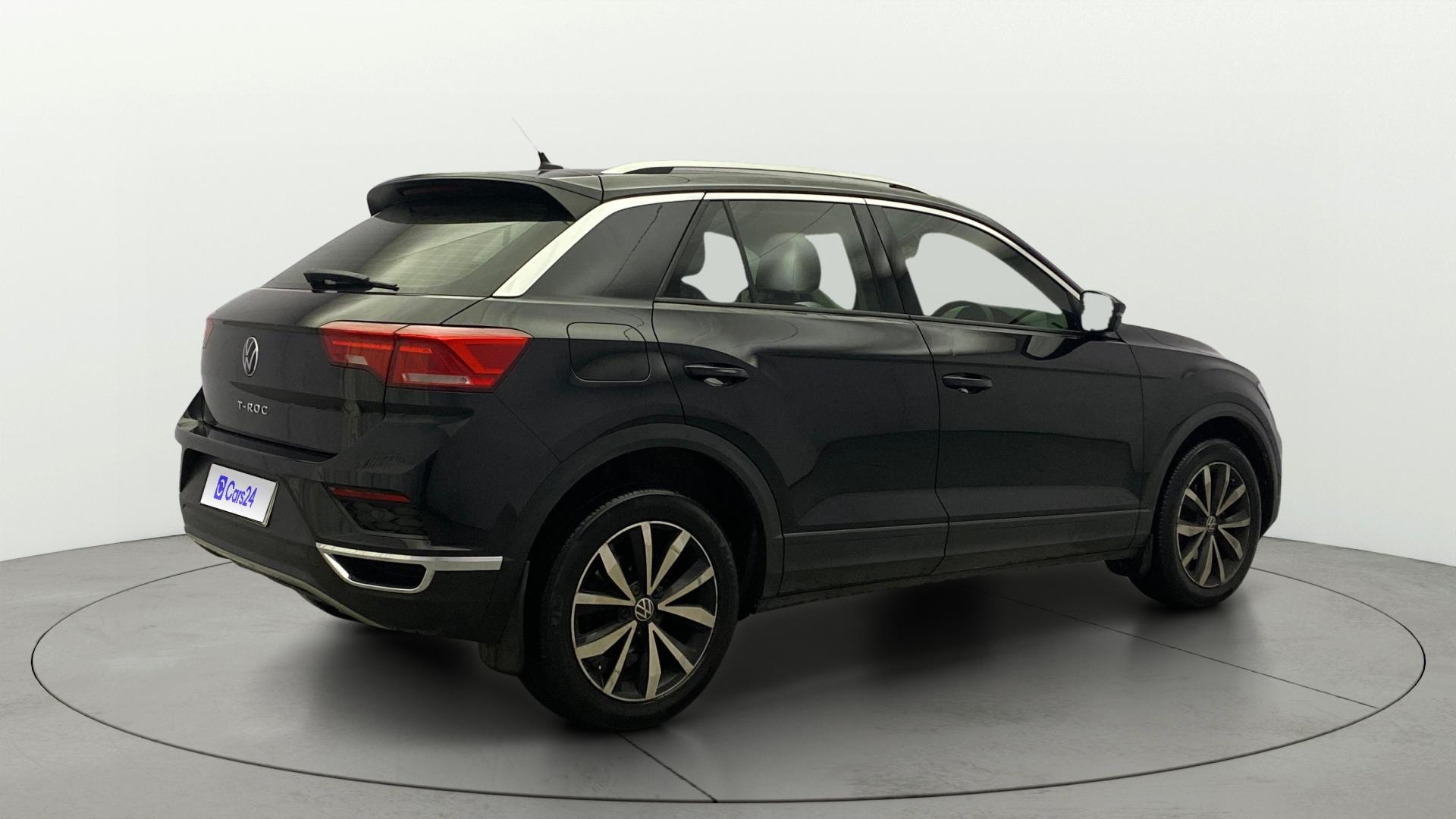 View 2021 Volkswagen T-Roc 1.5 TSI Image 43 Used 2021 Volkswagen T-Roc 1.5 TSI Image 43