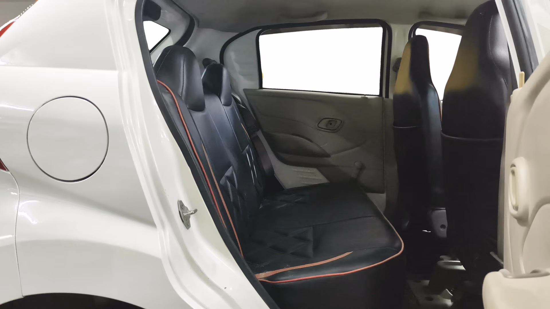 View 2017 Datsun Go T Image 28 Used 2017 Datsun Go T Image 28