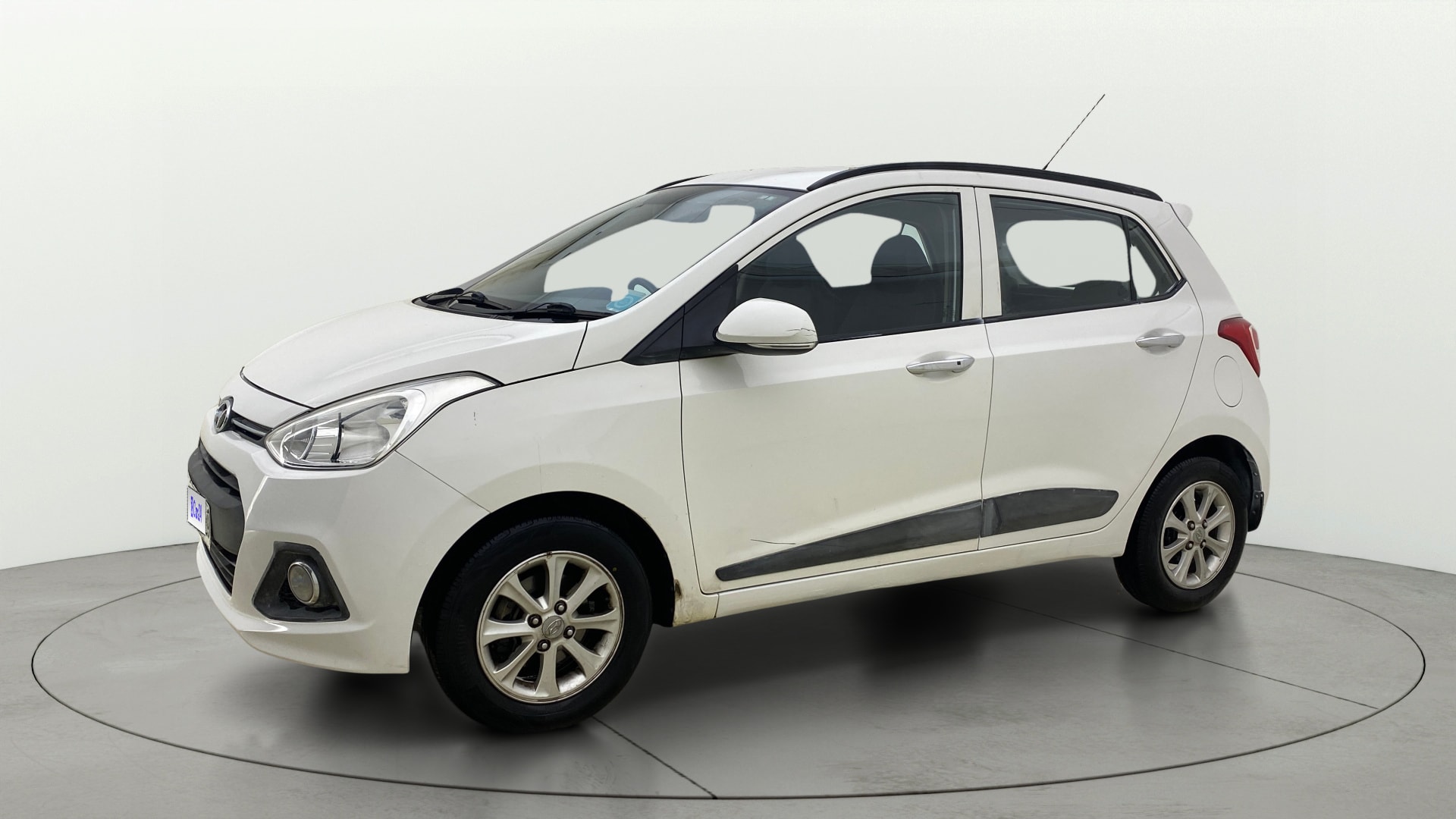 View 2015 Hyundai Grand i10 Asta AT 1.2 Kappa VTVT Image 35 Used 2015 Hyundai Grand i10 Asta AT 1.2 Kappa VTVT Image 35