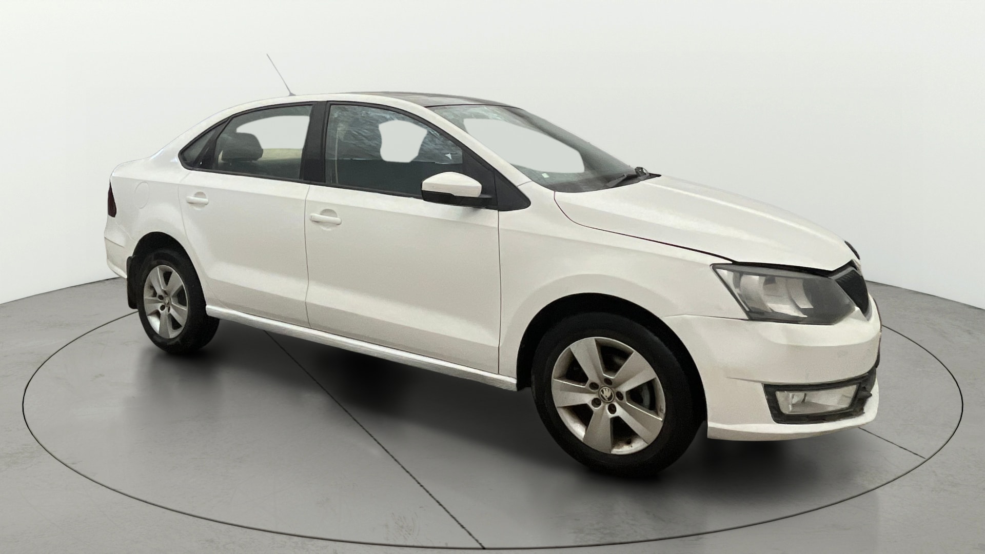 View 2018 Skoda Rapid 1.6 MPI Ambition Petrol BS IV Image 21 Used 2018 Skoda Rapid 1.6 MPI Ambition Petrol BS IV Image 21