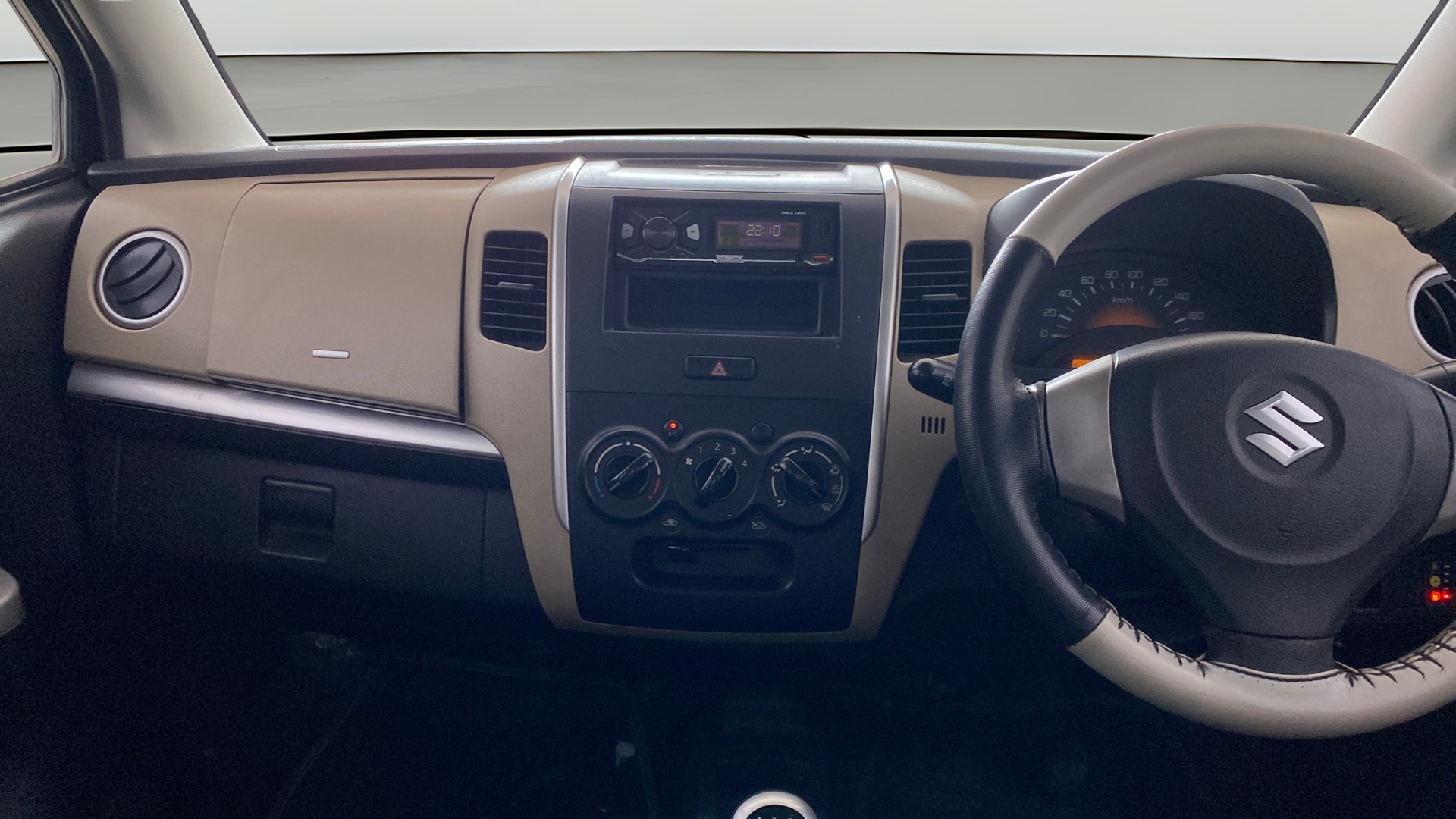 View 2018 Maruti Suzuki 1000 Base Variant Image 30 Used 2018 Maruti Suzuki 1000 Base Variant Image 30