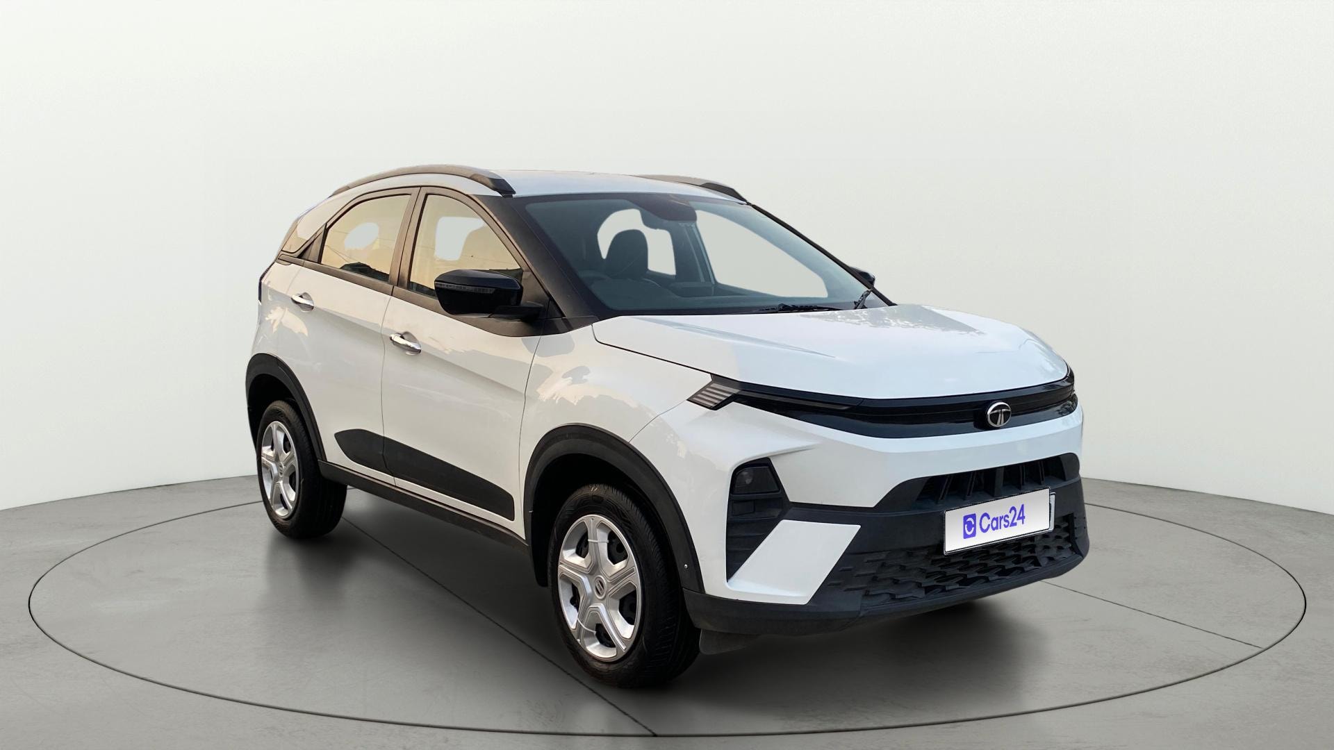 View 2024 Tata Nexon Revotron XE Image 36 Used 2024 Tata Nexon Revotron XE Image 36
