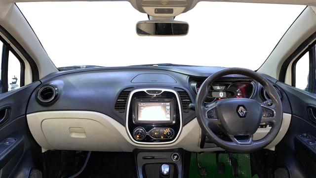 View Renault Captur Image 16 Used Renault Captur Image 16
