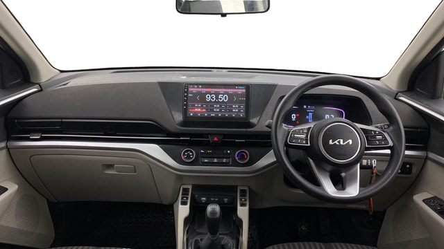 View Kia Carens Image 16 Used Kia Carens Image 16