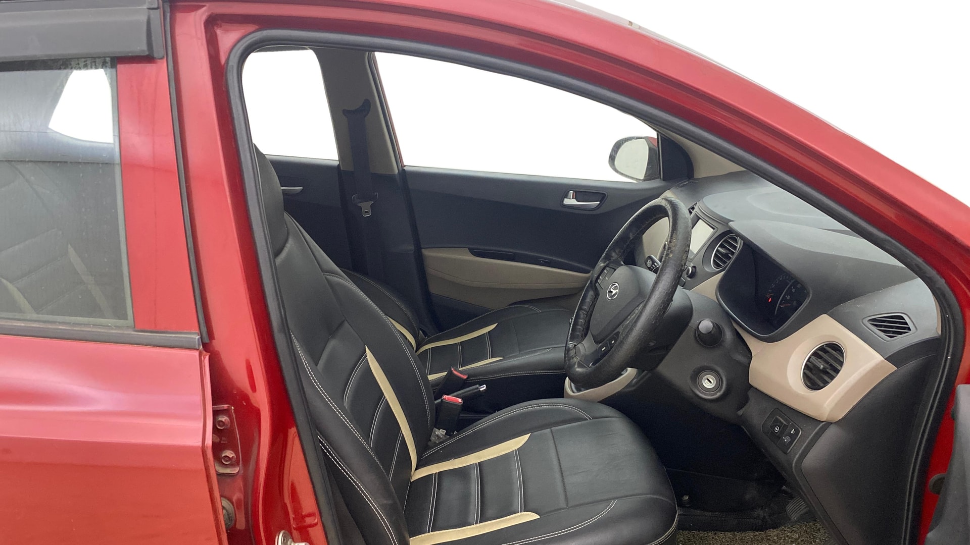 View 2017 Hyundai Grand i10 Sportz 1.2 Kappa Image 25 Used 2017 Hyundai Grand i10 Sportz 1.2 Kappa Image 25
