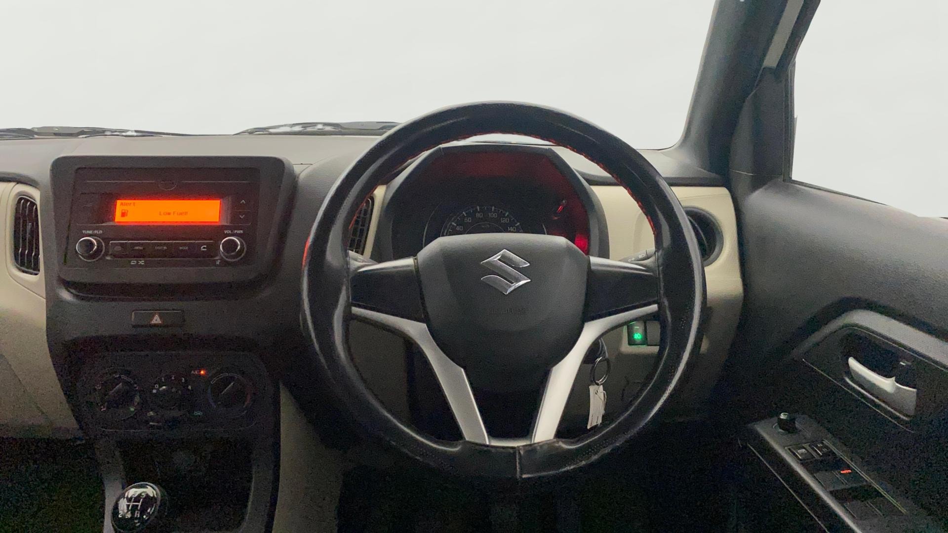 View 2023 Maruti Suzuki 1000 Base Variant Image 20 Used 2023 Maruti Suzuki 1000 Base Variant Image 20