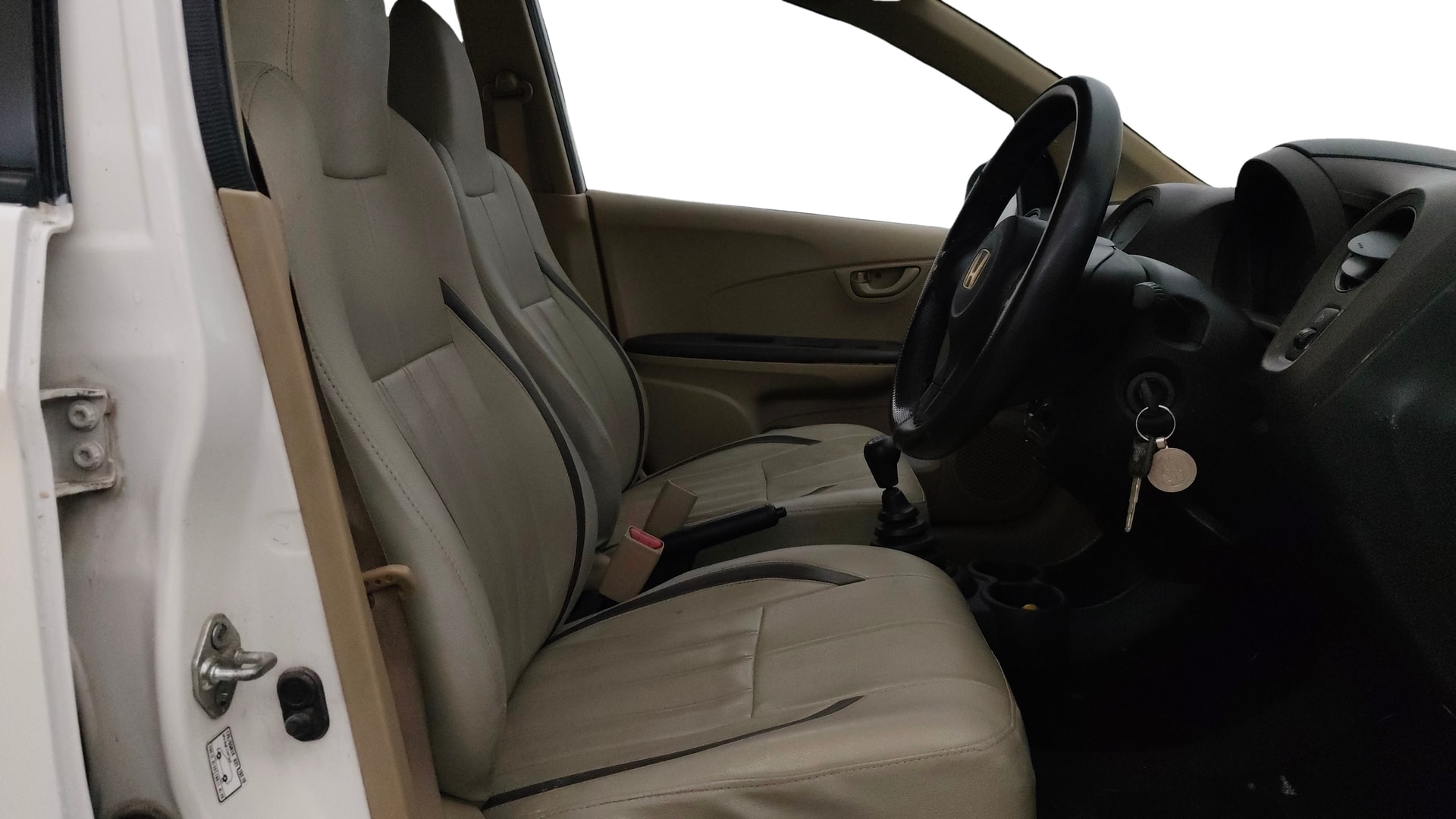 View 2013 Honda Brio EX MT Image 25 Used 2013 Honda Brio EX MT Image 25