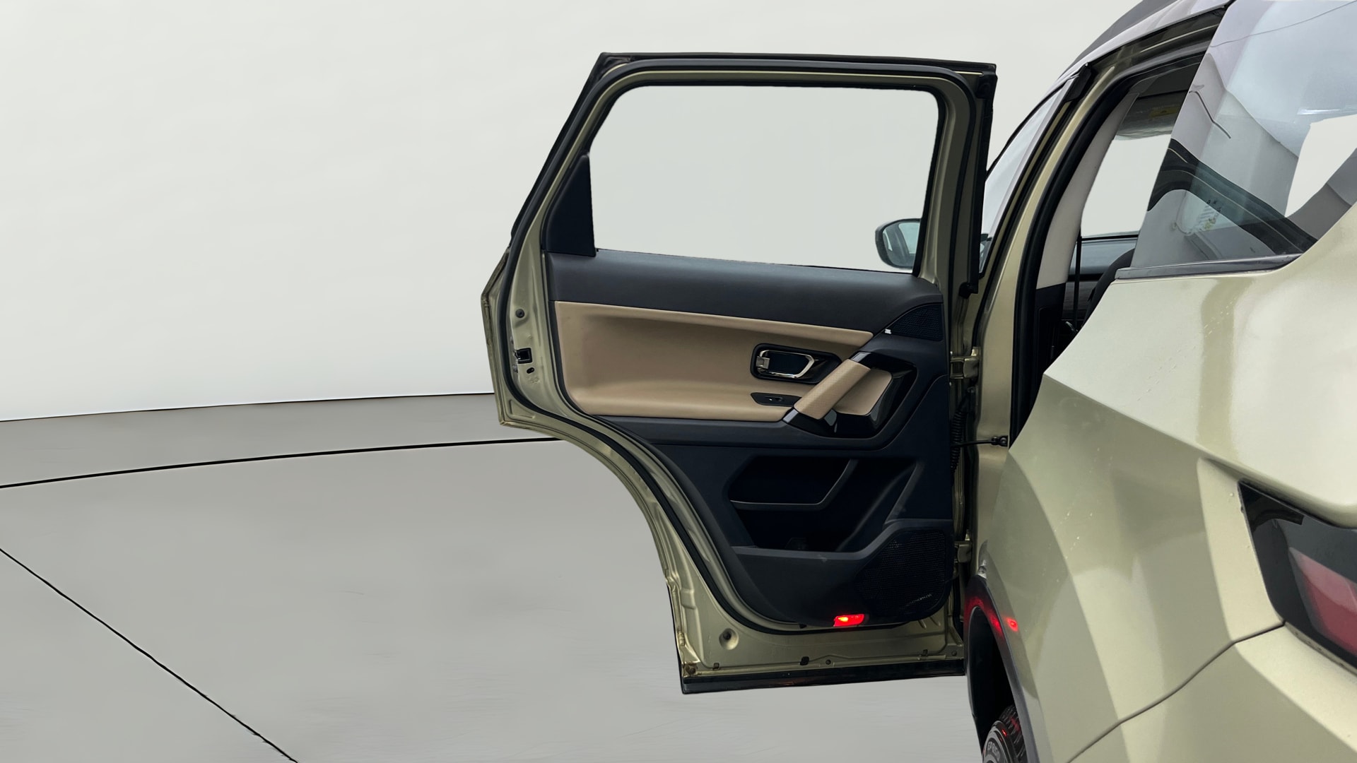 Used 2022 Tata Safari Used 2022 Tata Safari