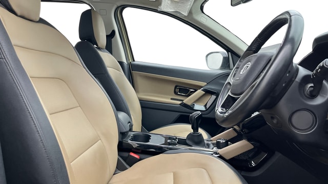 View Tata Safari Image 19 Used Tata Safari Image 19