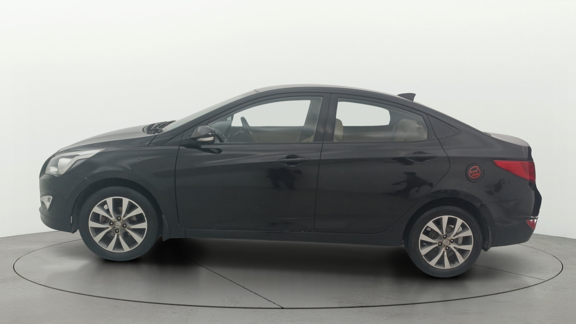View 2017 Hyundai Verna 1.6 VTVT SX Image 5 Used 2017 Hyundai Verna 1.6 VTVT SX Image 5