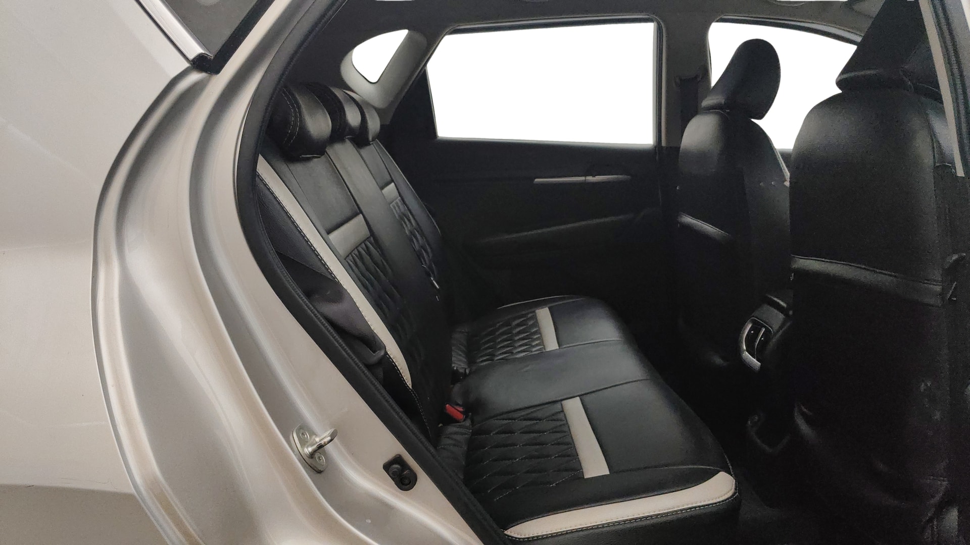 Used 2023 Kia Sonet Used 2023 Kia Sonet