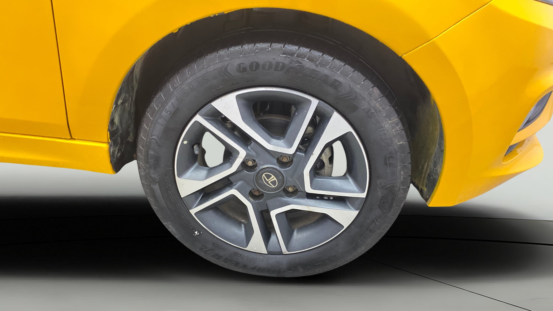 View 2020 Tata Tiago Revotorq XB Image 40 Used 2020 Tata Tiago Revotorq XB Image 40