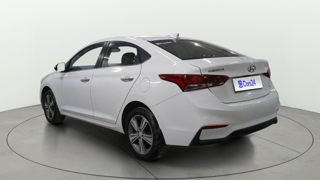 View Hyundai Verna Image 2 Used Hyundai Verna Image 2