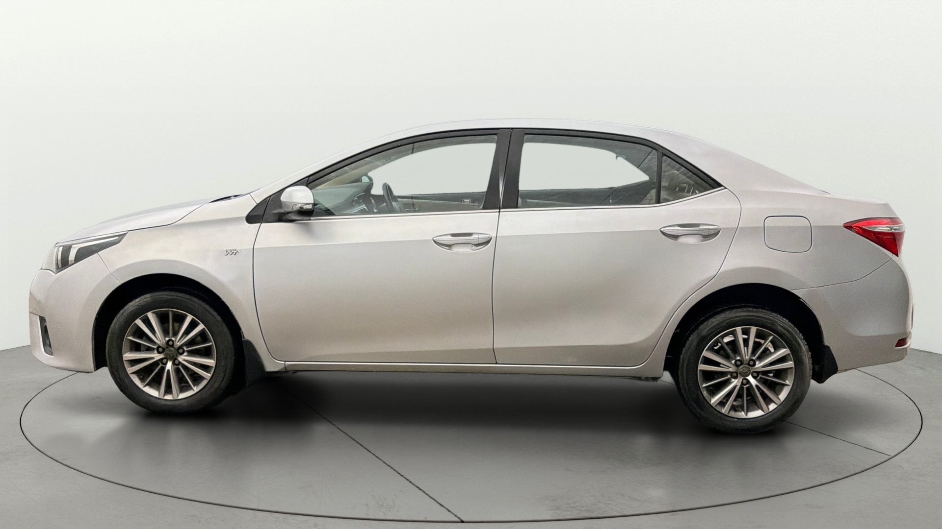View 2014 Toyota Corolla Altis 1.8 GL Image 5 Used 2014 Toyota Corolla Altis 1.8 GL Image 5