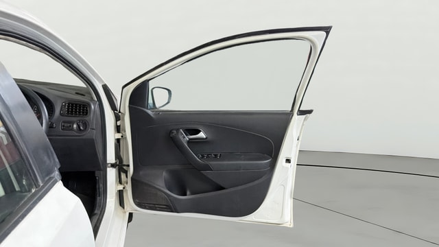 View Volkswagen Polo Image 44 Used Volkswagen Polo Image 44