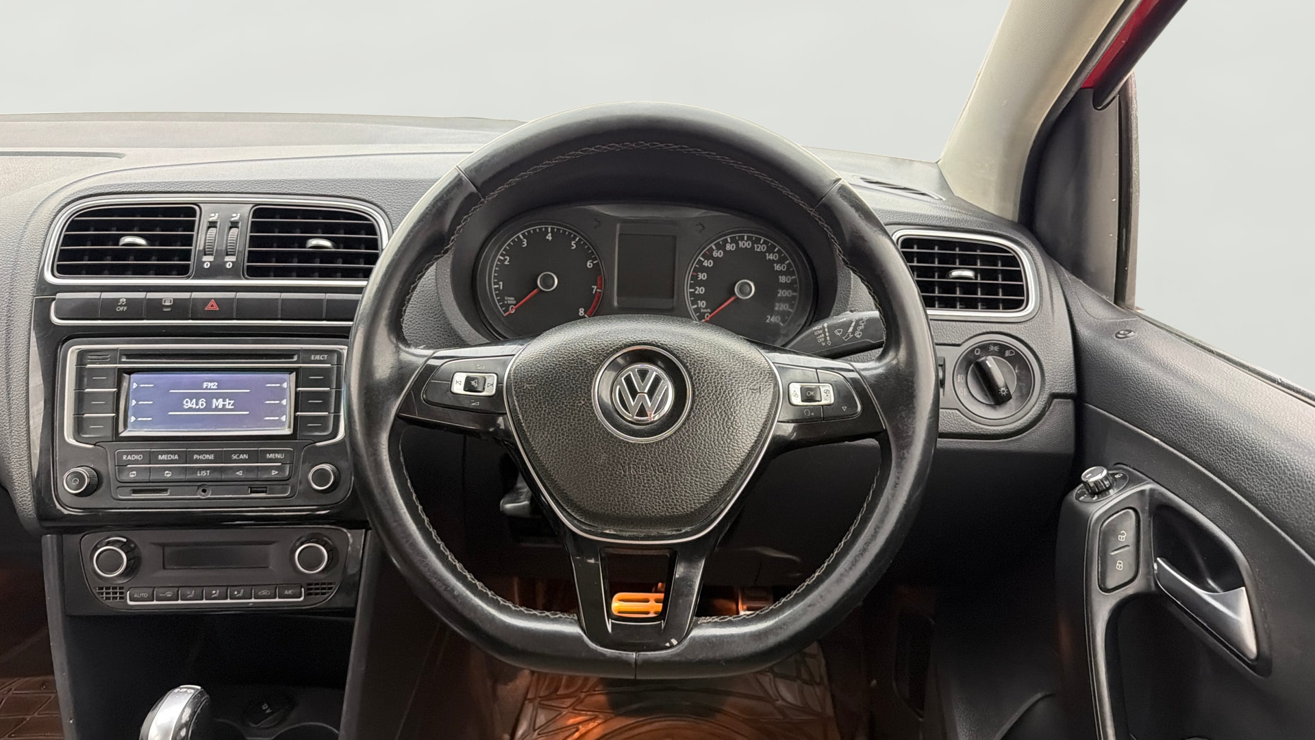 View 2015 Volkswagen Polo GT TSI Image 21 Used 2015 Volkswagen Polo GT TSI Image 21
