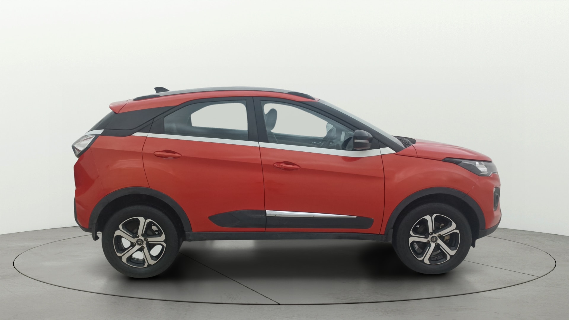 View 2021 Tata Nexon Revotron XE Image 27 Used 2021 Tata Nexon Revotron XE Image 27