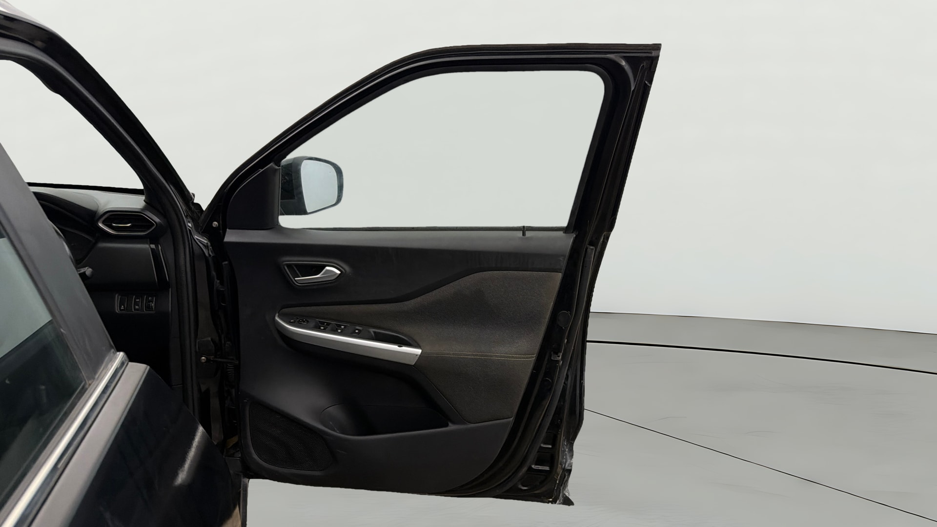 View 2023 Nissan Magnite XV Premium Image 47 Used 2023 Nissan Magnite XV Premium Image 47