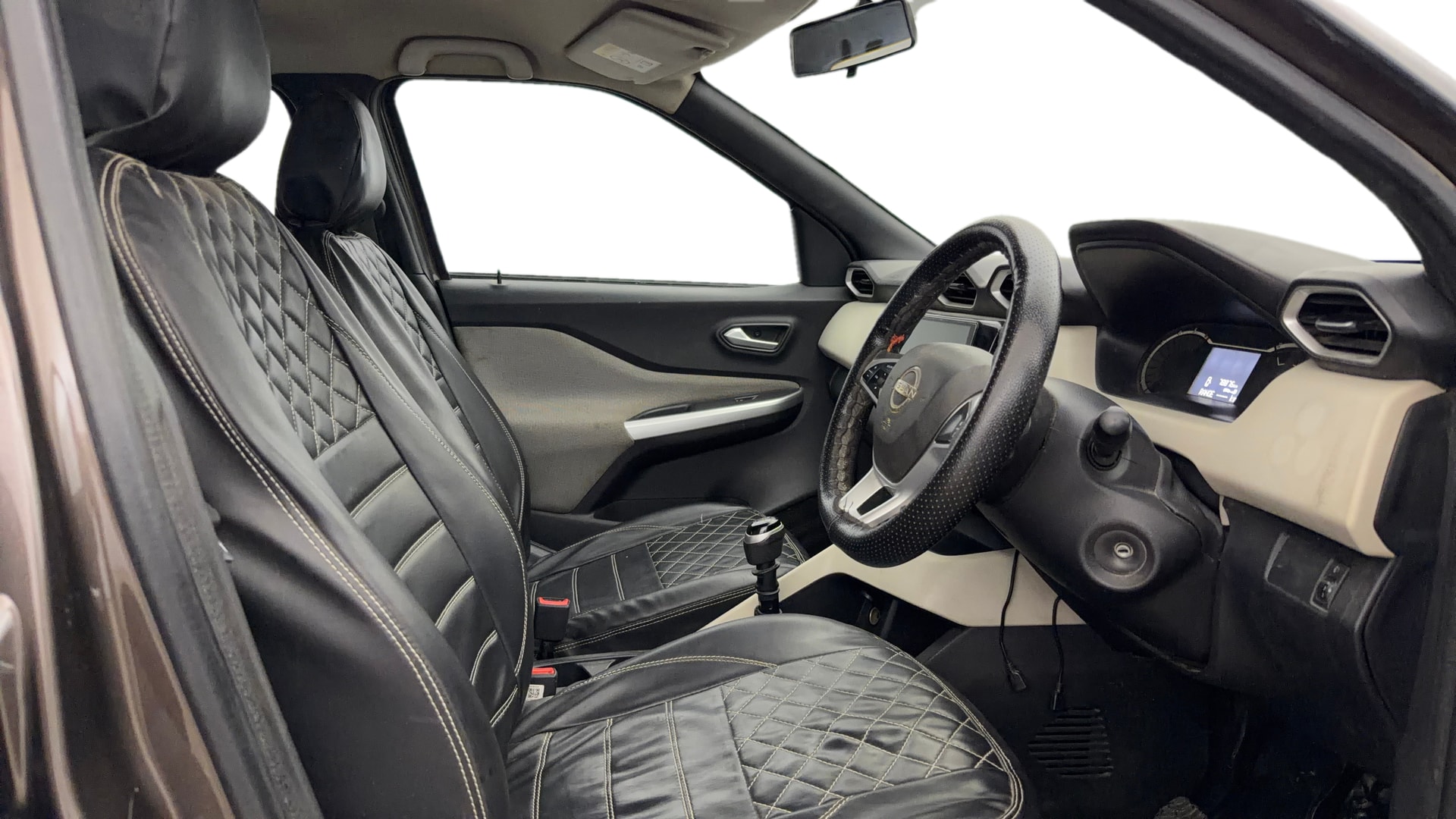 View 2022 Nissan Magnite XV Executive Image 17 Used 2022 Nissan Magnite XV Executive Image 17