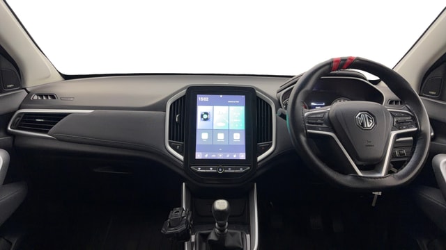 View MG Hector Image 16 Used MG Hector Image 16
