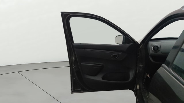 View Renault Kwid Image 30 Used Renault Kwid Image 30