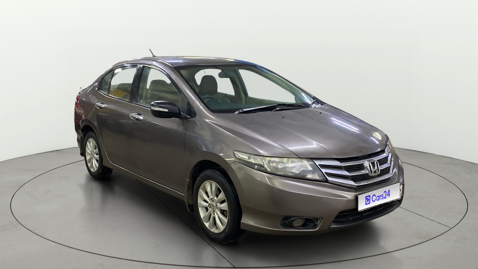 View 2013 Honda City ZX MT Diesel Anniversary Edition Image 14 Used 2013 Honda City ZX MT Diesel Anniversary Edition Image 14