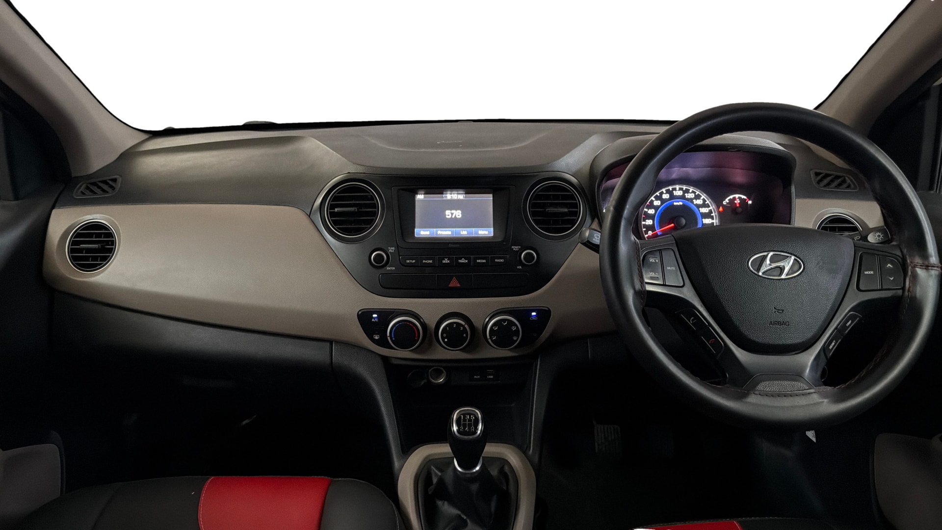 View 2017 Hyundai Grand i10 Sportz 1.2 Kappa Image 15 Used 2017 Hyundai Grand i10 Sportz 1.2 Kappa Image 15