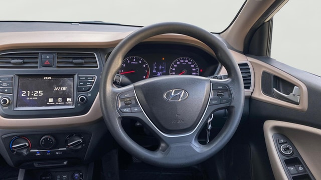 View Hyundai Elite i20 Image 20 Used Hyundai Elite i20 Image 20