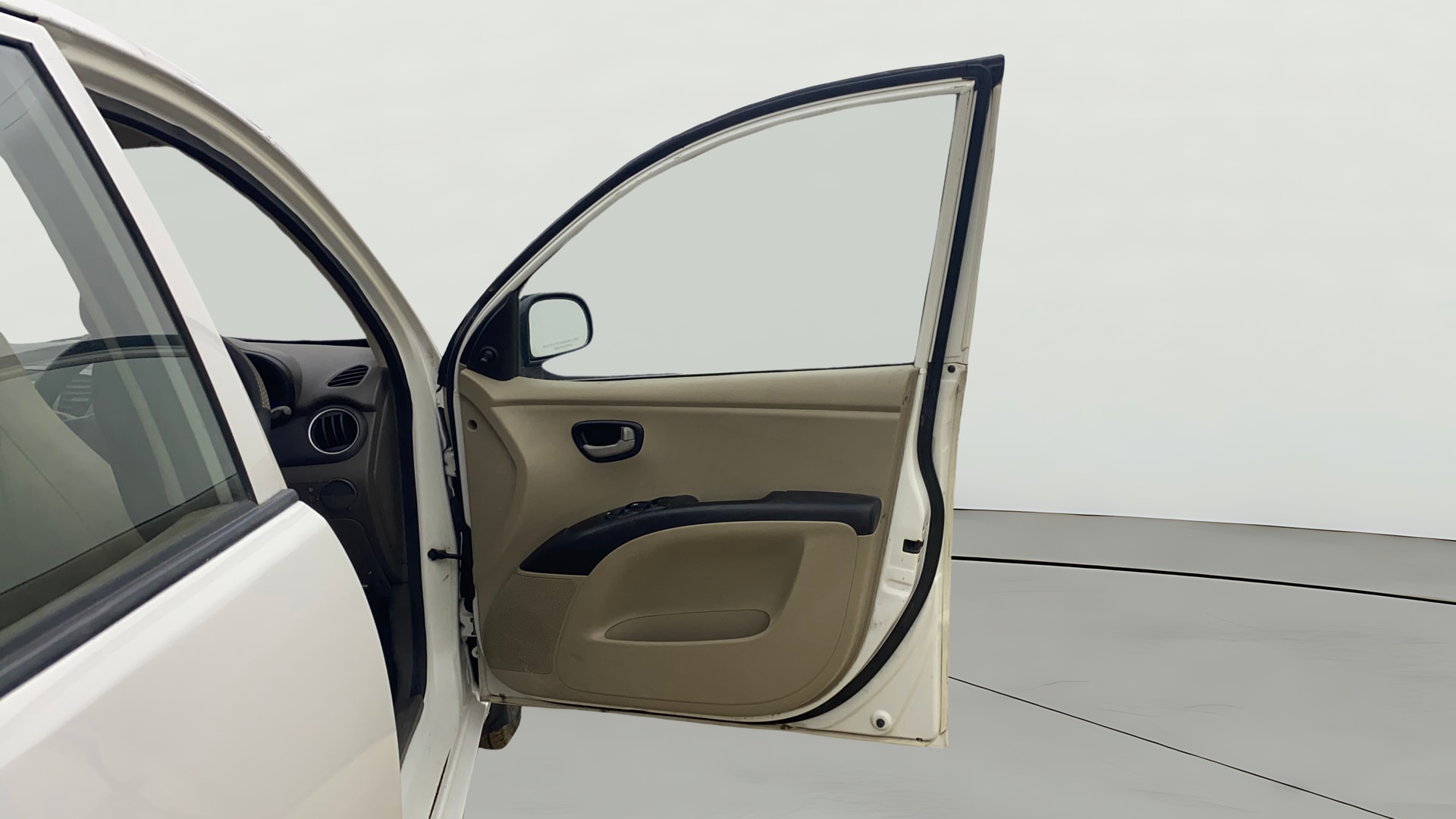 View 2014 Hyundai i10 1.1 Magna Image 43 Used 2014 Hyundai i10 1.1 Magna Image 43
