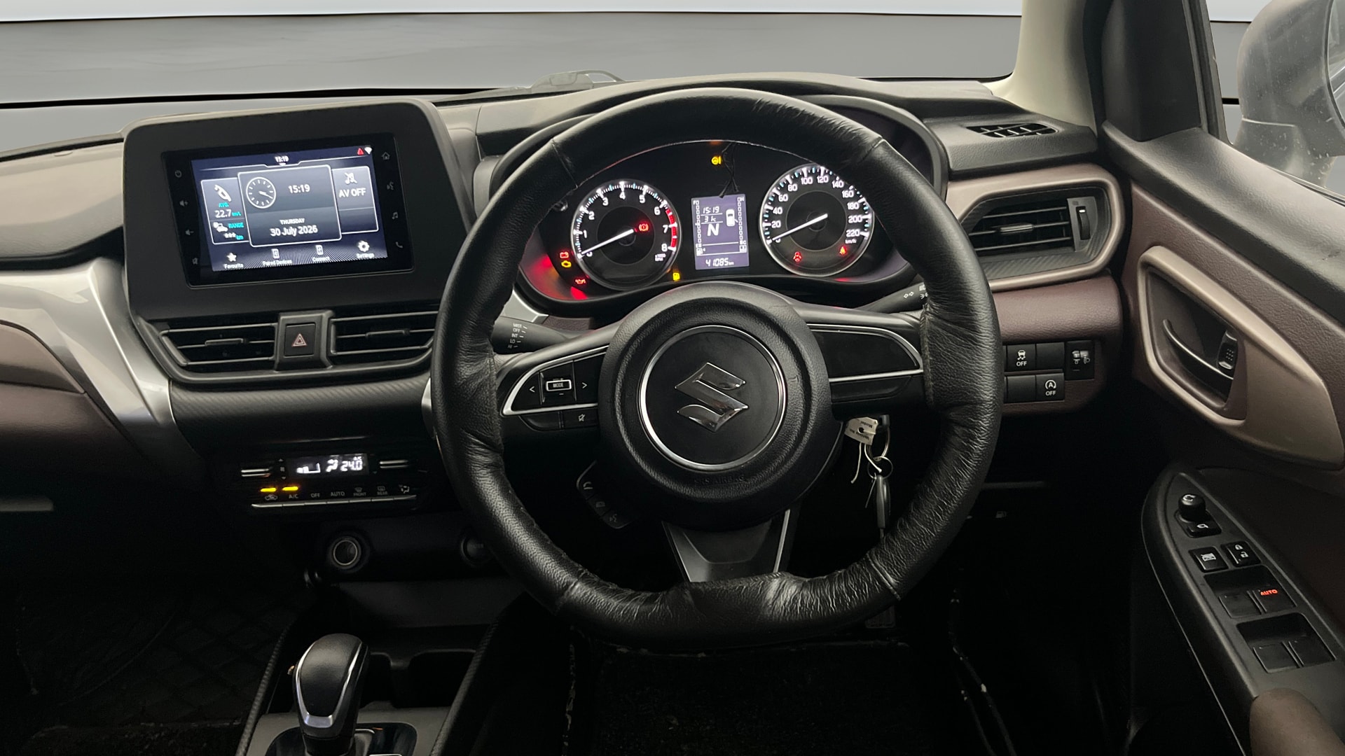View 2023 Maruti Suzuki 1000 Base Variant Image 20 Used 2023 Maruti Suzuki 1000 Base Variant Image 20