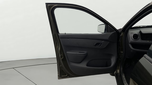 View Renault Kwid Image 30 Used Renault Kwid Image 30