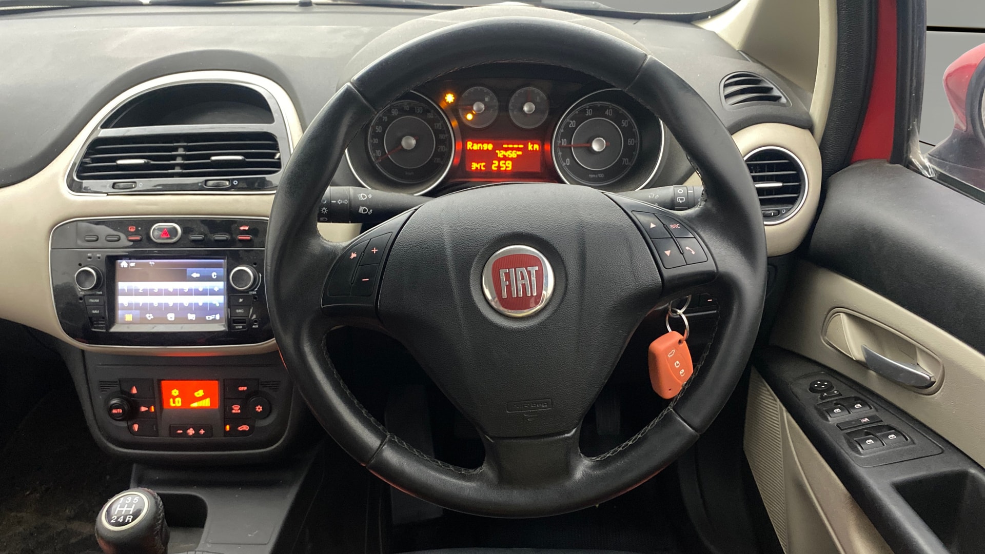 View 2019 Fiat Urban Cross 1.3L Multijet Emotion Diesel Image 20 Used 2019 Fiat Urban Cross 1.3L Multijet Emotion Diesel Image 20
