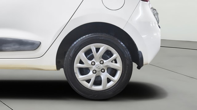 View Hyundai Grand i10 Image 12 Used Hyundai Grand i10 Image 12