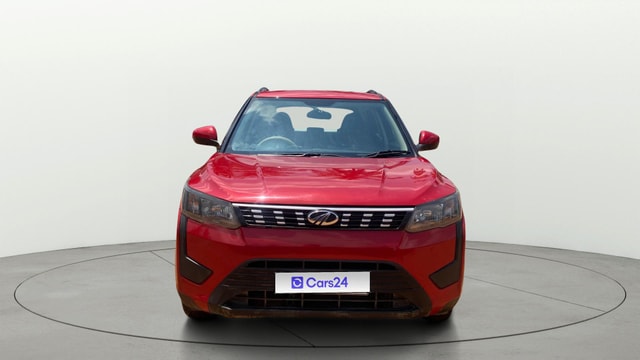 View Mahindra XUV300 Image 1 Used Mahindra XUV300 Image 1