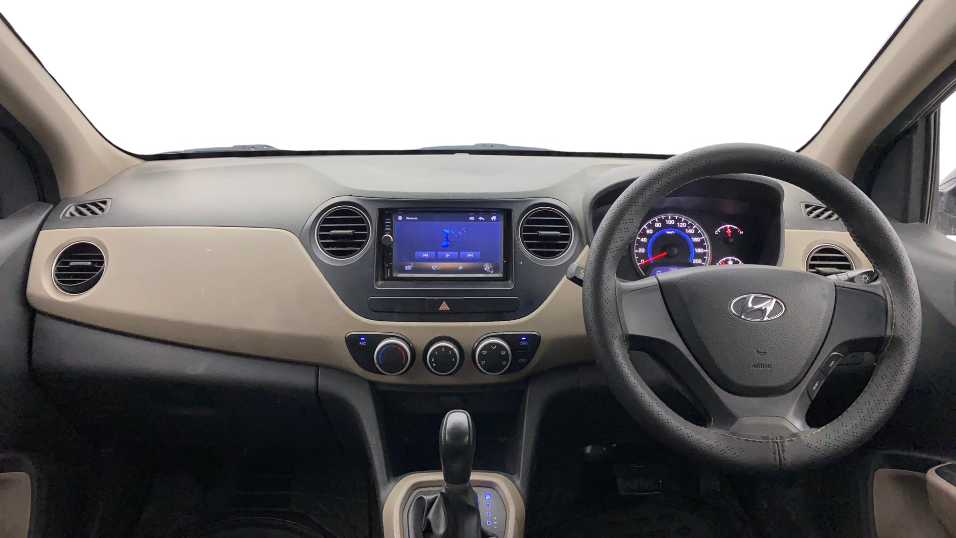 View 2017 Hyundai Grand i10 1.2 Magna Petrol AT Image 15 Used 2017 Hyundai Grand i10 1.2 Magna Petrol AT Image 15