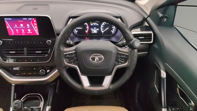 View Tata Harrier Image 21 Used Tata Harrier Image 21