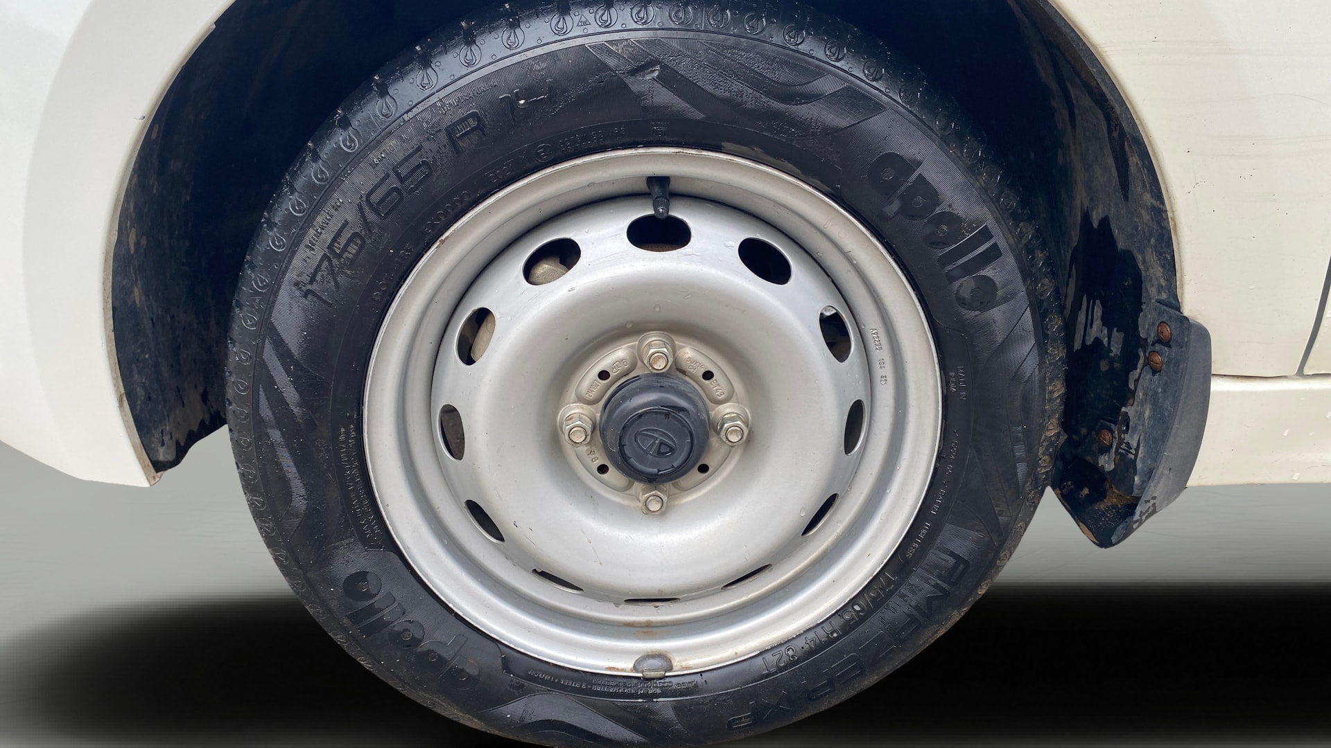 View 2021 Tata Tiago Revotorq XB Image 27 Used 2021 Tata Tiago Revotorq XB Image 27
