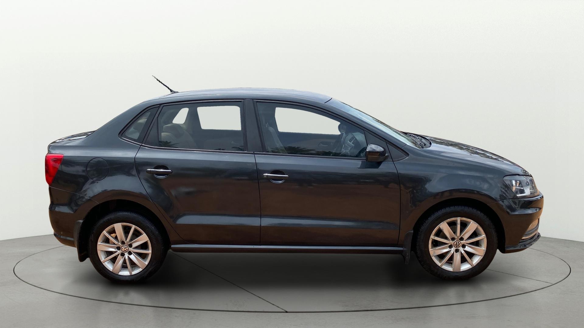 Used 2016 Volkswagen Ameo Used 2016 Volkswagen Ameo