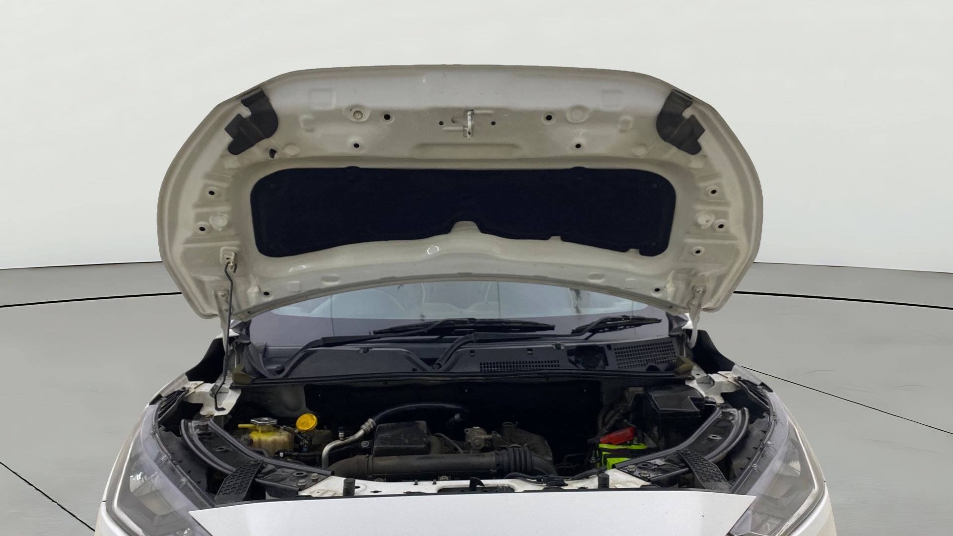 View 2022 Nissan Magnite XV Image 20 Used 2022 Nissan Magnite XV Image 20