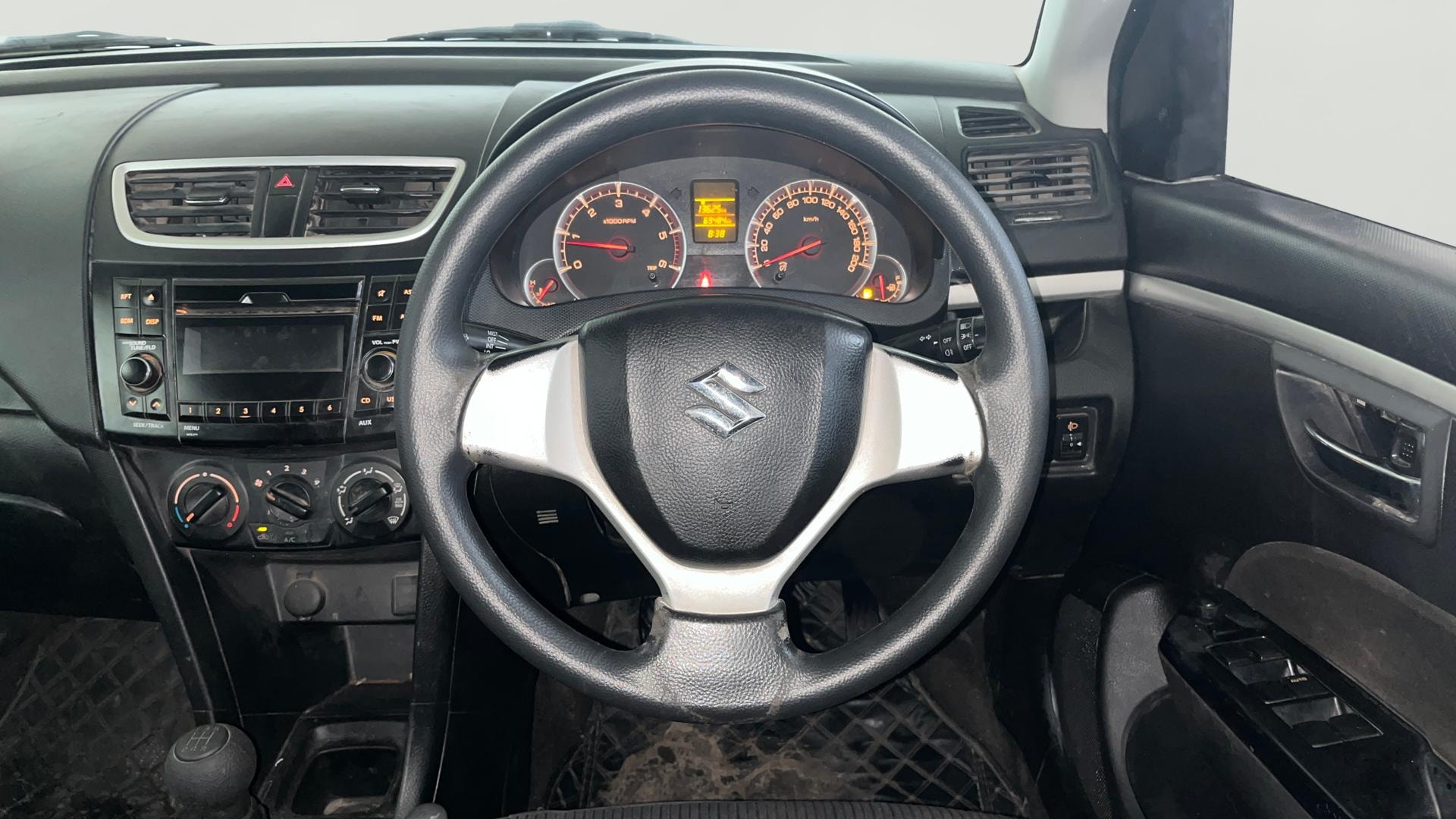 View 2016 Maruti Suzuki 1000 Base Variant Image 20 Used 2016 Maruti Suzuki 1000 Base Variant Image 20