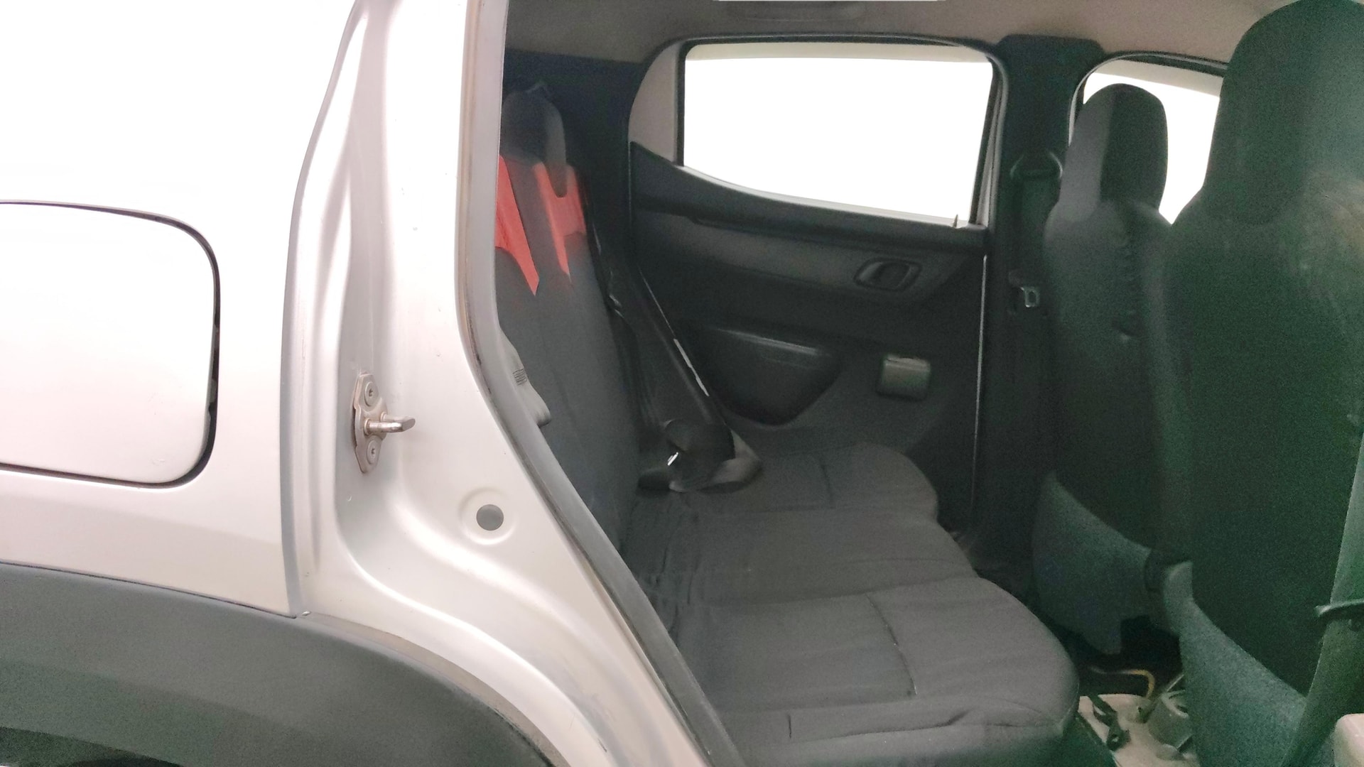 View 2016 Renault Kwid RXL Image 28 Used 2016 Renault Kwid RXL Image 28