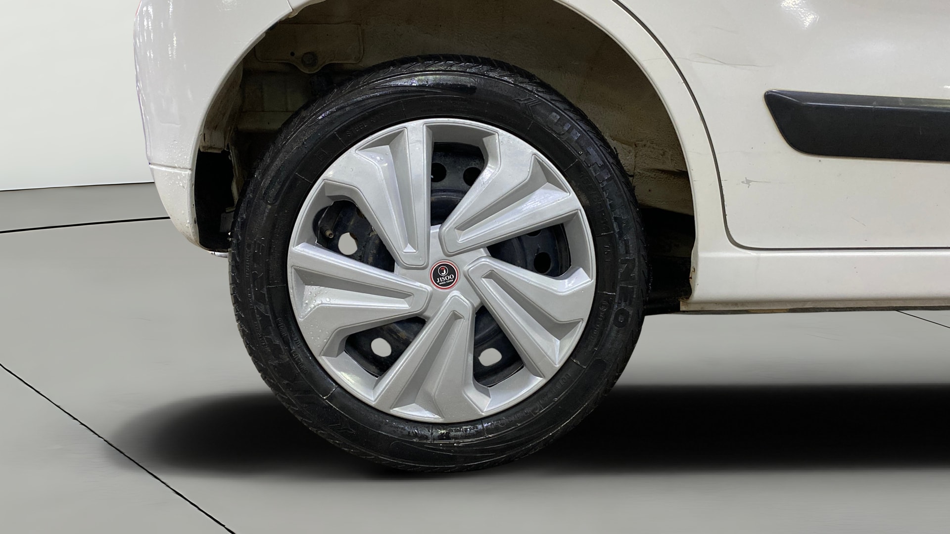 View 2018 Maruti Suzuki 1000 Base Variant Image 23 Used 2018 Maruti Suzuki 1000 Base Variant Image 23