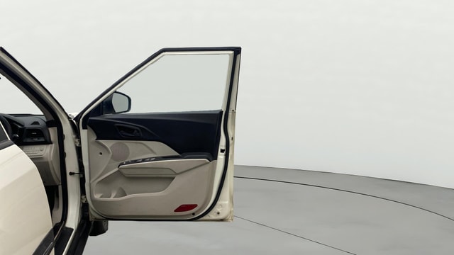 View Mahindra XUV300 Image 44 Used Mahindra XUV300 Image 44