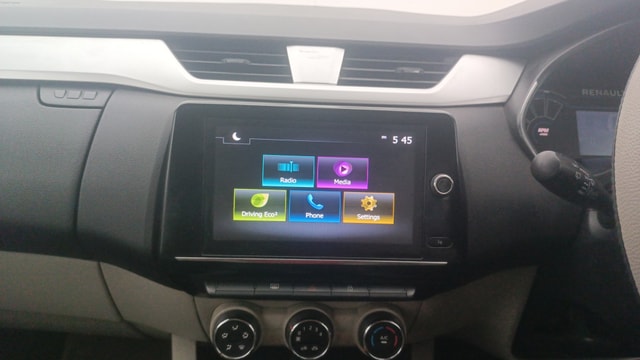 View Renault Triber Image 18 Used Renault Triber Image 18