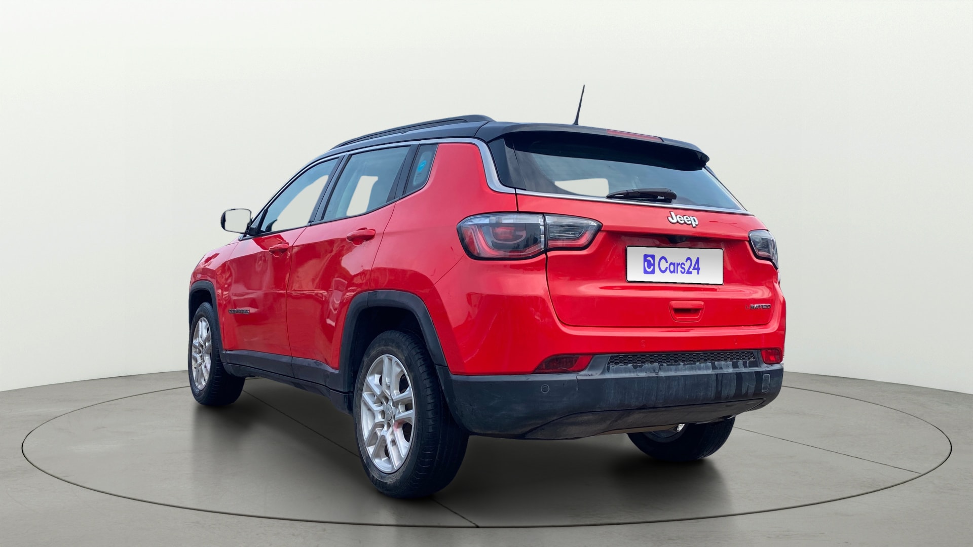 View 2017 Jeep Compass Limited 4X4 (O) 2.0 Diesel BS IV Image 2 Used 2017 Jeep Compass Limited 4X4 (O) 2.0 Diesel BS IV Image 2
