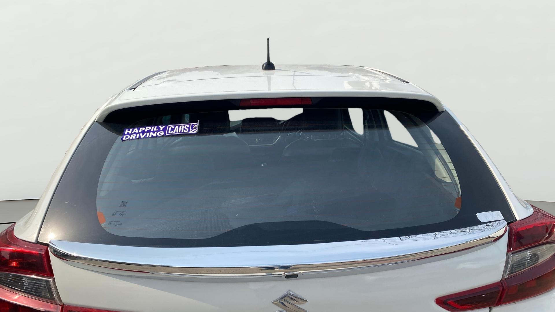 View 2022 Maruti Suzuki 1000 Base Variant Image 4 Used 2022 Maruti Suzuki 1000 Base Variant Image 4