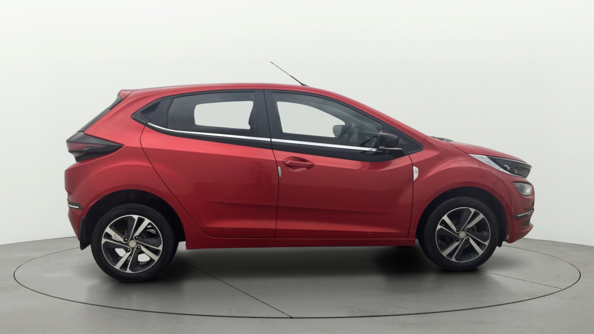 View 2020 Tata Altroz XZ Petrol Image 9 Used 2020 Tata Altroz XZ Petrol Image 9