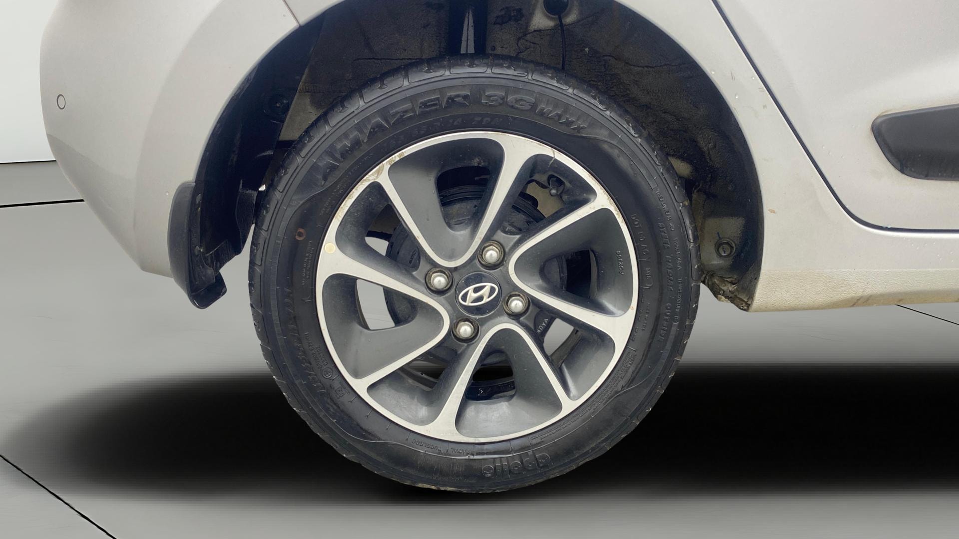 View 2018 Hyundai Grand i10 1.2 Sportz AT Petrol Image 24 Used 2018 Hyundai Grand i10 1.2 Sportz AT Petrol Image 24