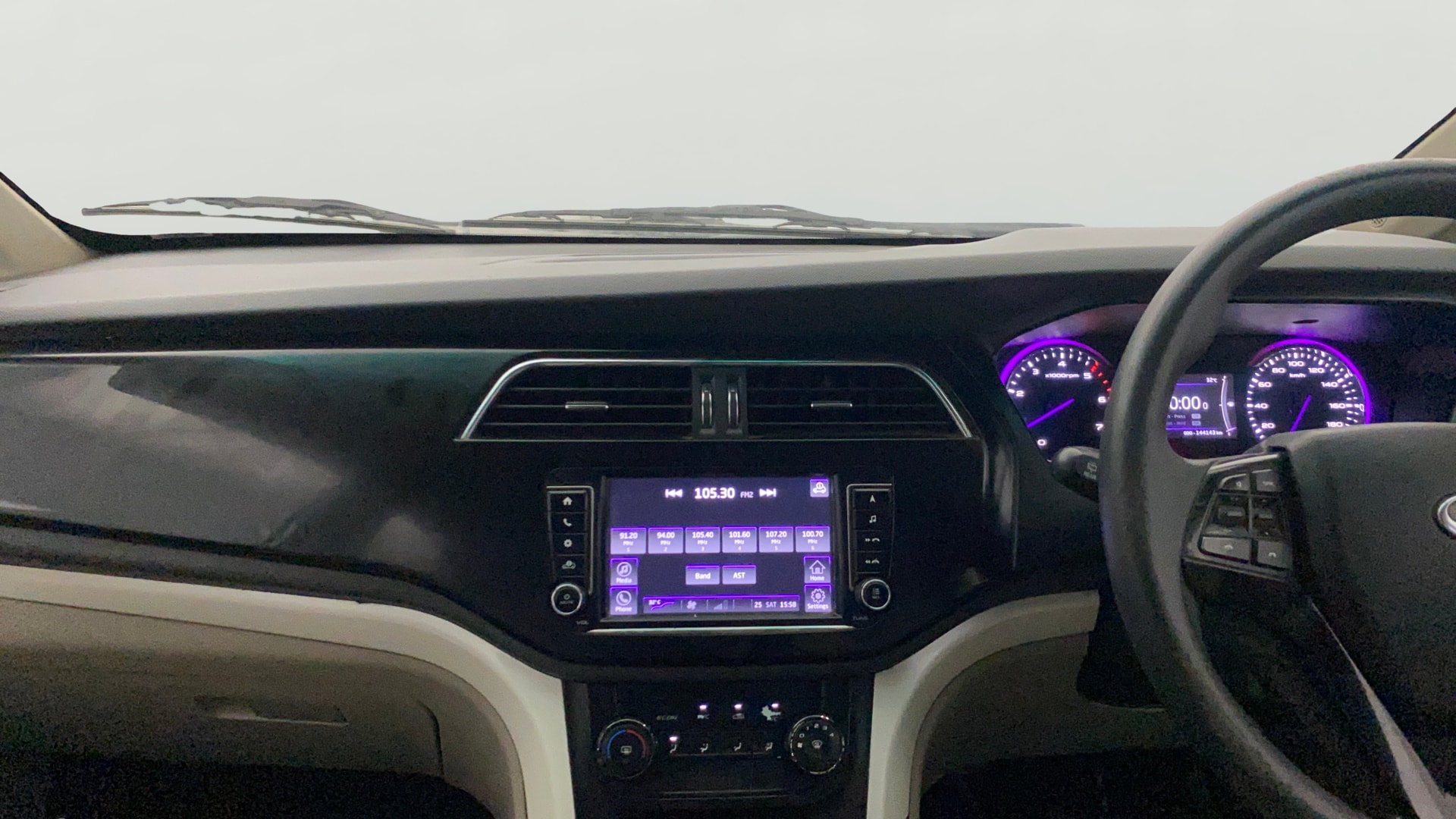 View 2019 Mahindra Marazzo M6 7-Seater Image 34 Used 2019 Mahindra Marazzo M6 7-Seater Image 34