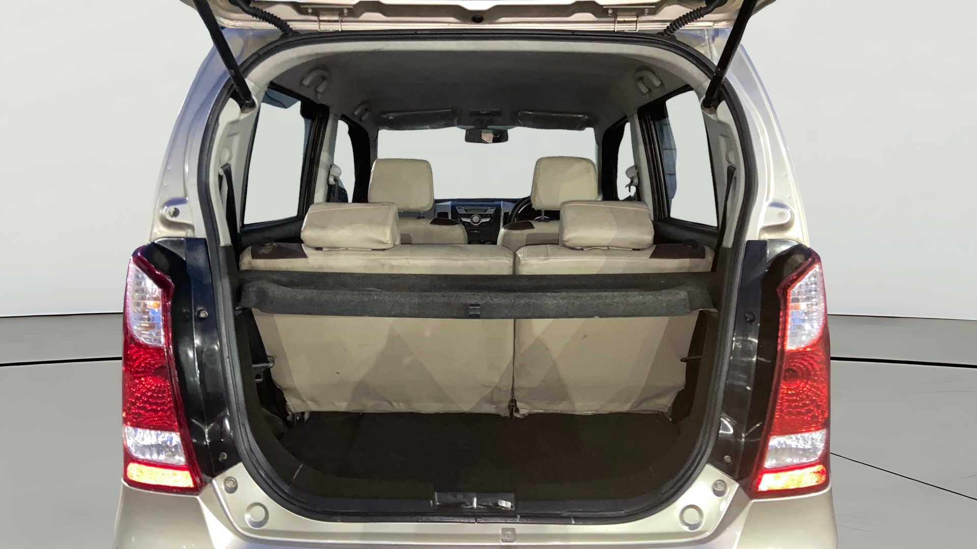 View 2015 Maruti Suzuki 1000 Base Variant Image 36 Used 2015 Maruti Suzuki 1000 Base Variant Image 36